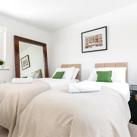 Elephant Court - Comfortable, Spacious House With Parking Reading Exterior foto